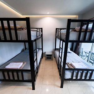 Dormitory Room Mixed